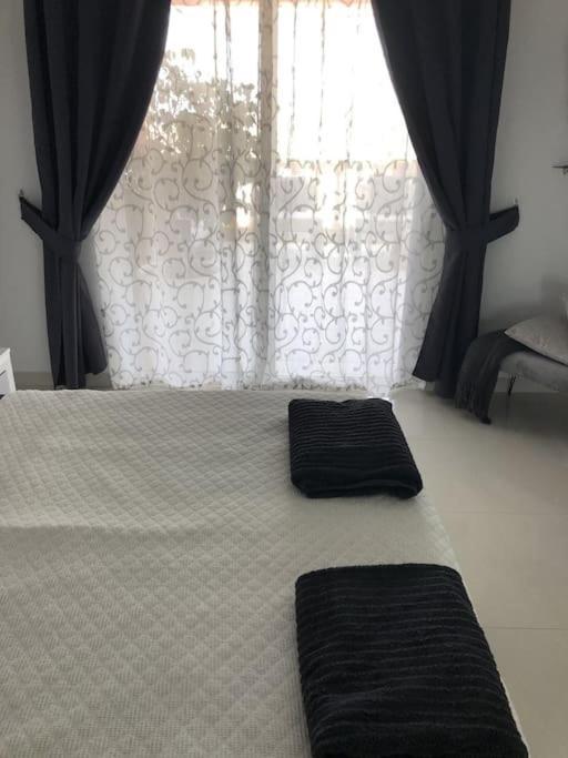 Apartamento Con Impresionantes Vistas Y Piscina أذيخي المظهر الخارجي الصورة