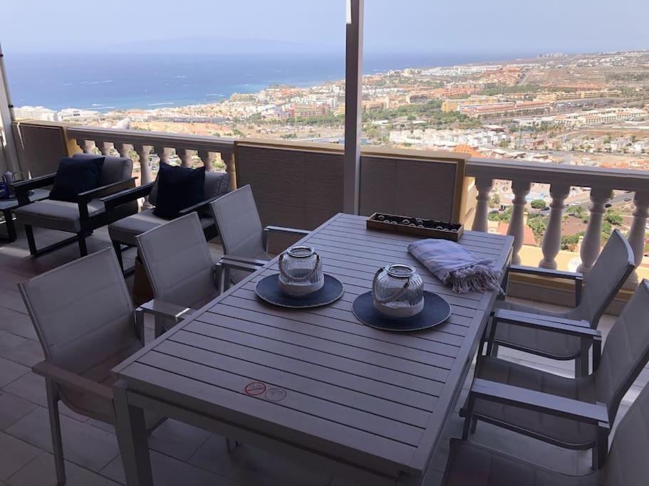 Apartamento Con Impresionantes Vistas Y Piscina أذيخي المظهر الخارجي الصورة