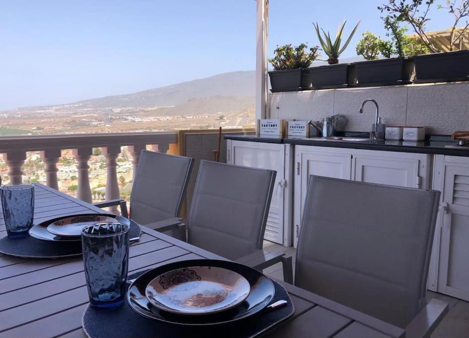 Apartamento Con Impresionantes Vistas Y Piscina أذيخي المظهر الخارجي الصورة