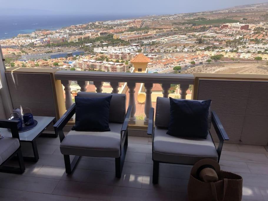 Apartamento Con Impresionantes Vistas Y Piscina أذيخي المظهر الخارجي الصورة