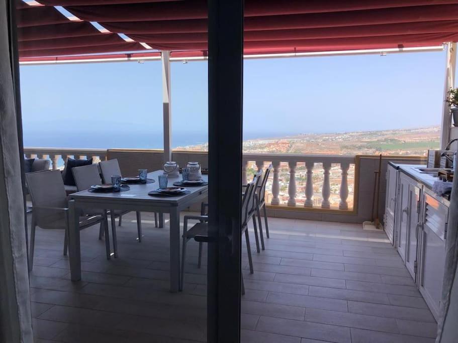 Apartamento Con Impresionantes Vistas Y Piscina أذيخي المظهر الخارجي الصورة